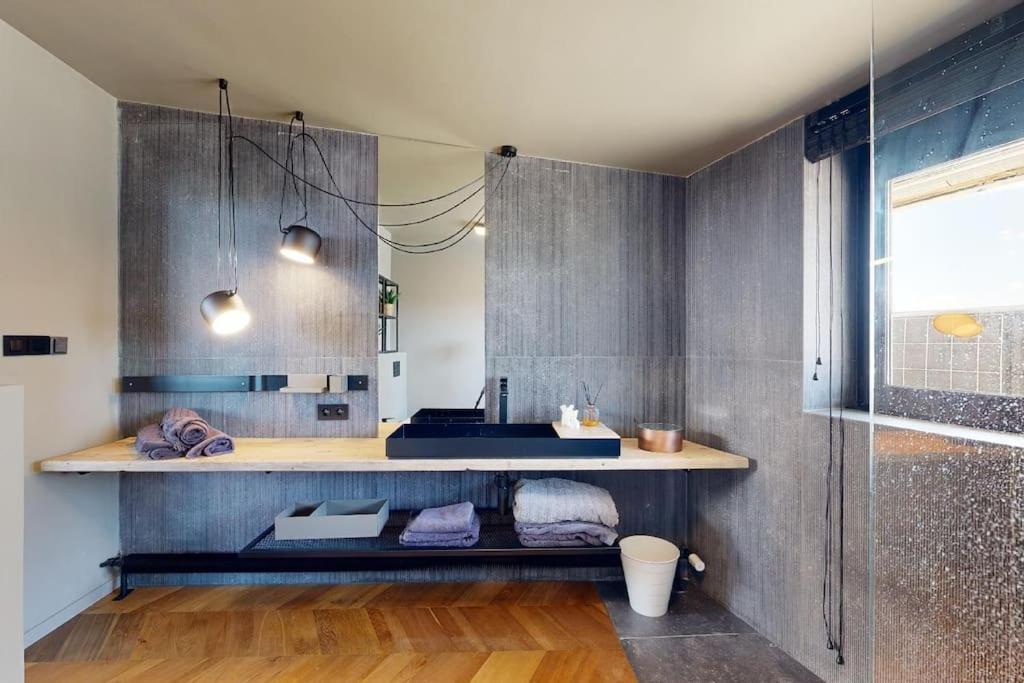 Апартаменти Stylovy Loft S Ohromnou Terasou Братислава Екстер'єр фото